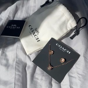 NWT coach necklace set and earrings